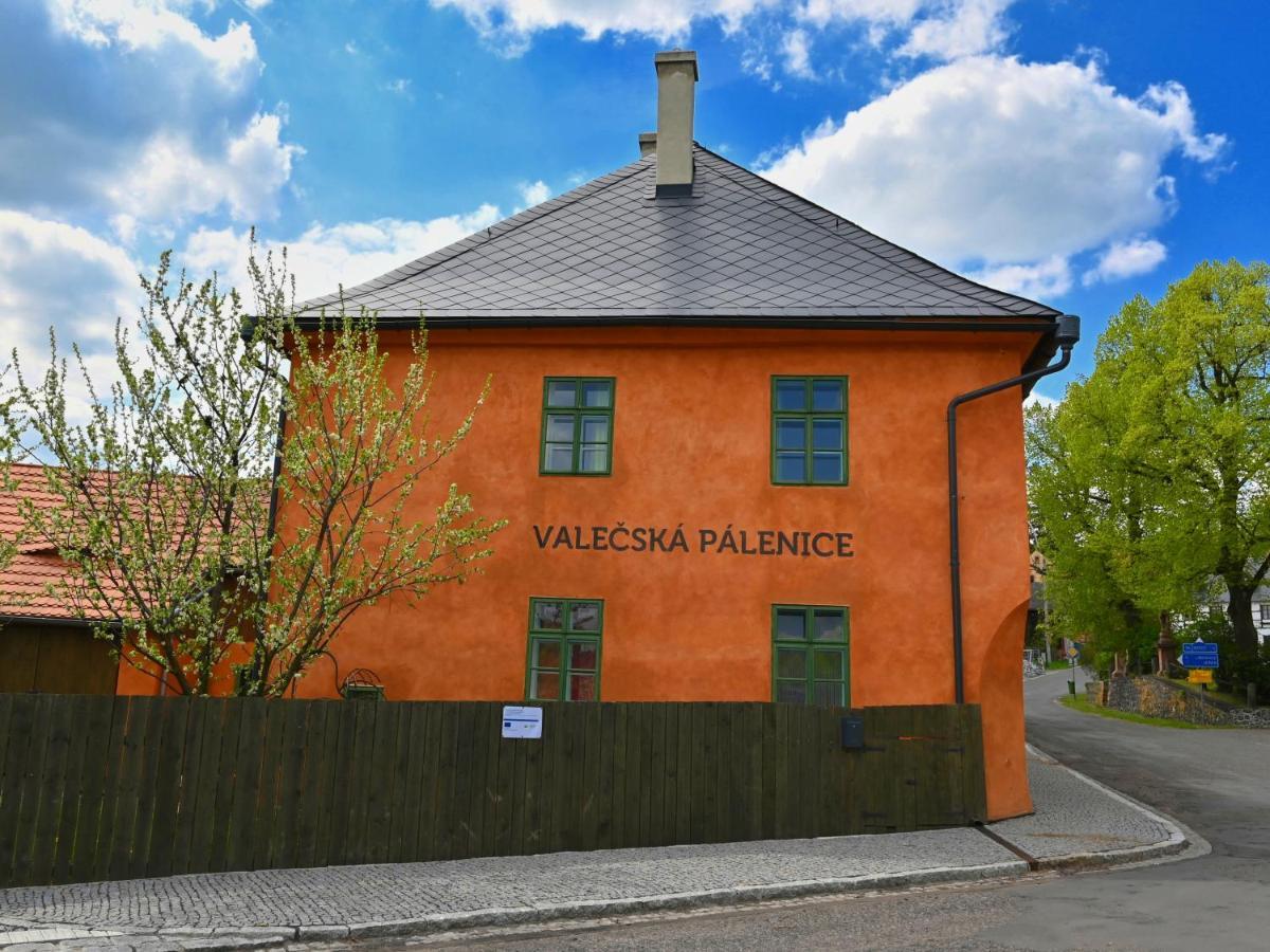 Valecska Palenice Hotel Exterior photo